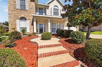 Building Photo - 7903 Clear Fork Trail