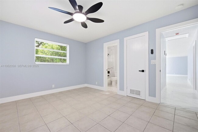 Building Photo - 2440 Hayes St