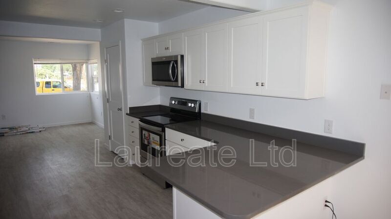 Building Photo - 1800 S Cook St