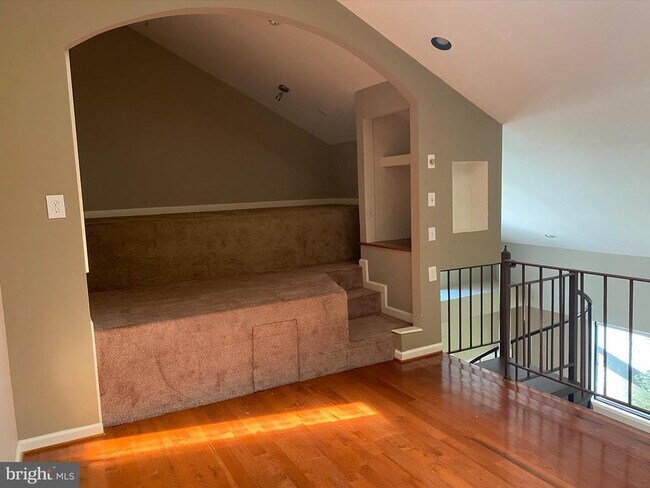 Building Photo - 18472 Bishopstone Ct