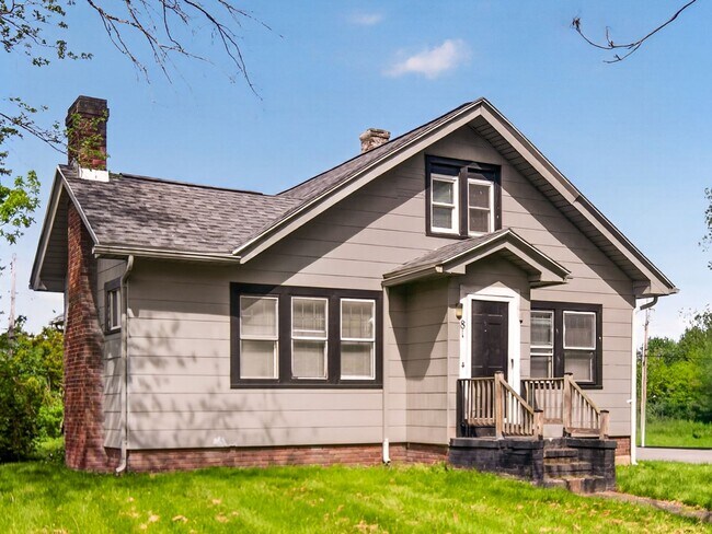 Building Photo - 81-79 Baier Drive