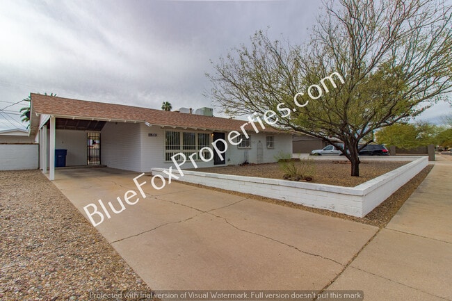 Primary Photo - 6434 E Fordham Dr