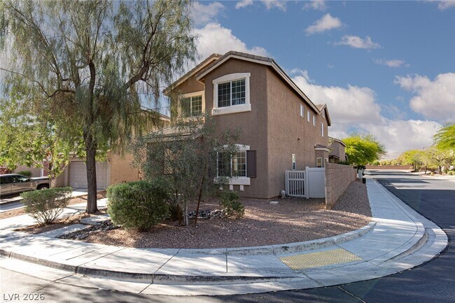 Building Photo - 5163 Tunnel Falls Dr