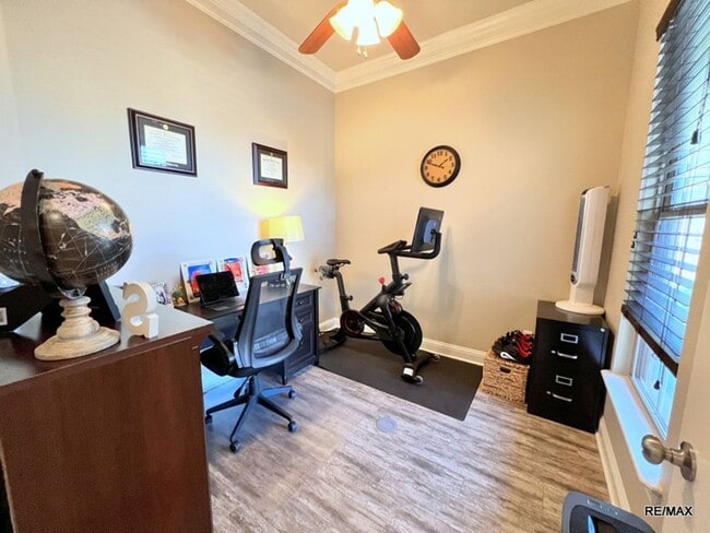 Building Photo - Exquisite Home in Rosedale Place of North ...