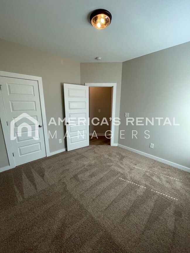 Building Photo - Home for Rent in Eastaboga, AL!! Available...