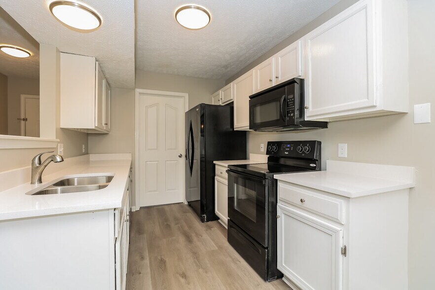 Building Photo - 247B Indian Park Dr