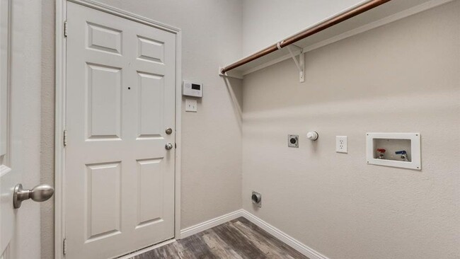 Building Photo - 1021 Cottontail Dr