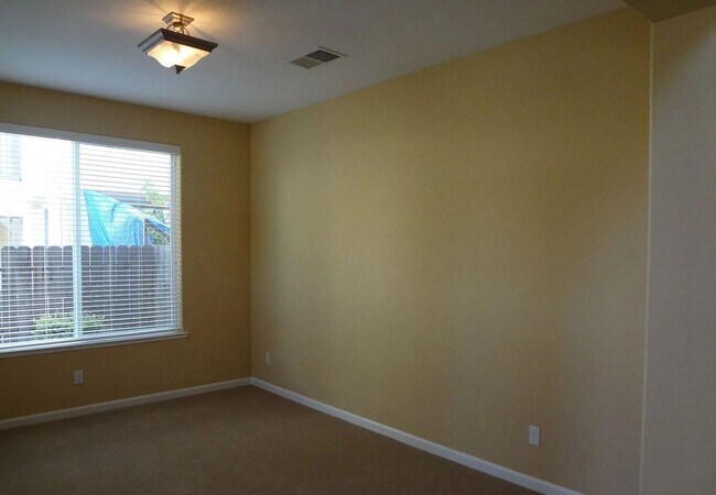 Building Photo - Coming Soon!!