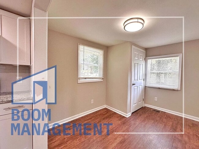 Building Photo - 200 Rencher St