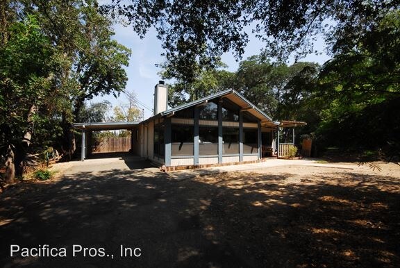 Building Photo - 7521 Kalamazoo Dr