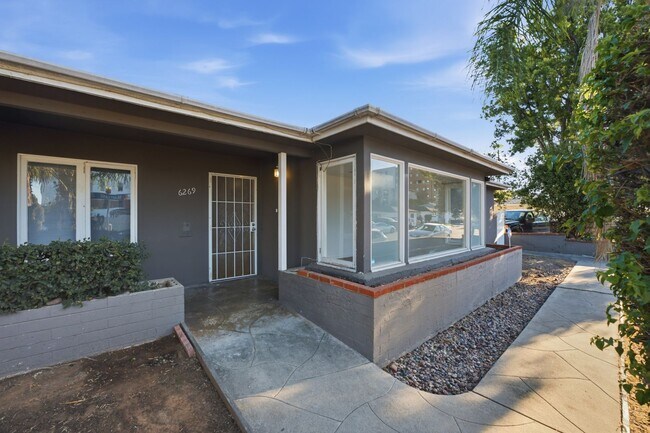 Building Photo - 6269 Mary Ln Dr