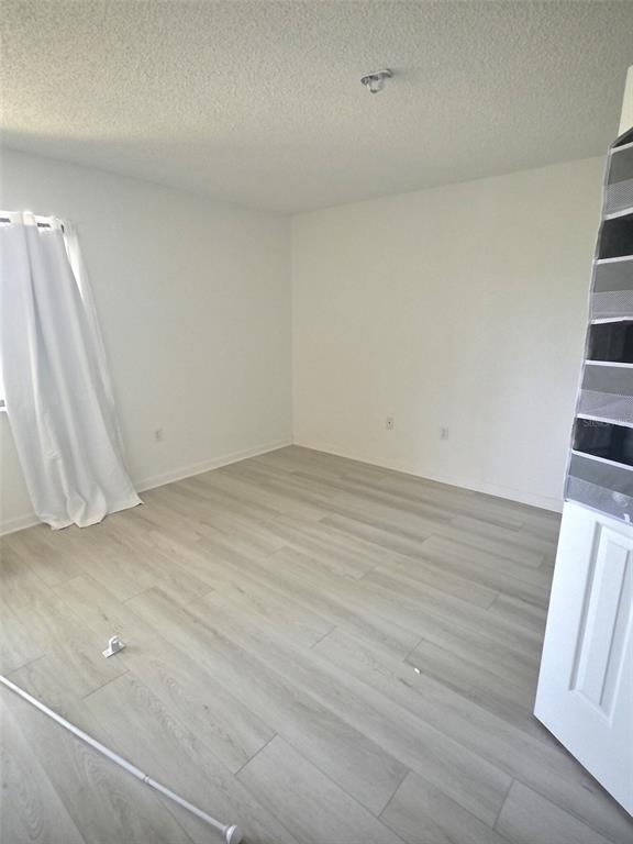 Building Photo - 10100 Sailwinds Blvd N