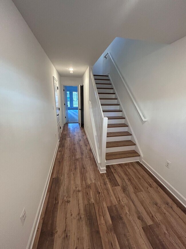 Building Photo - Brand New Luxury 4-Bedroom Townhome with a garage at The Townes at Congers Creek – Phase 3