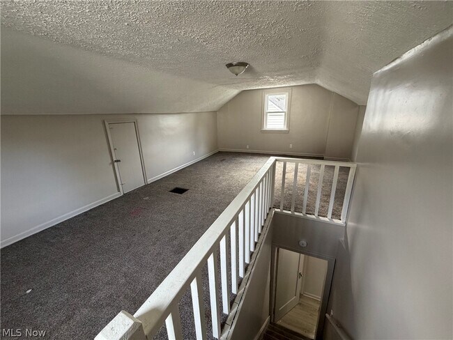 Building Photo - 1123 15th St NE