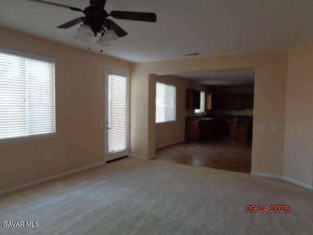 Building Photo - 42308 Klamath Ln