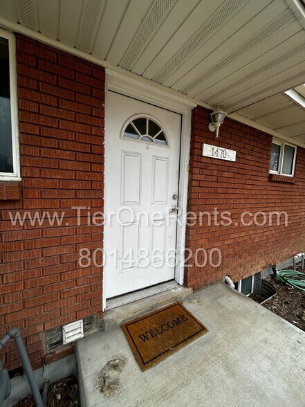 Building Photo - **MOVE IN SPECIAL** $500 off first month's rent!!