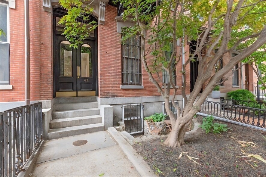 Building Photo - 63 Rutland St