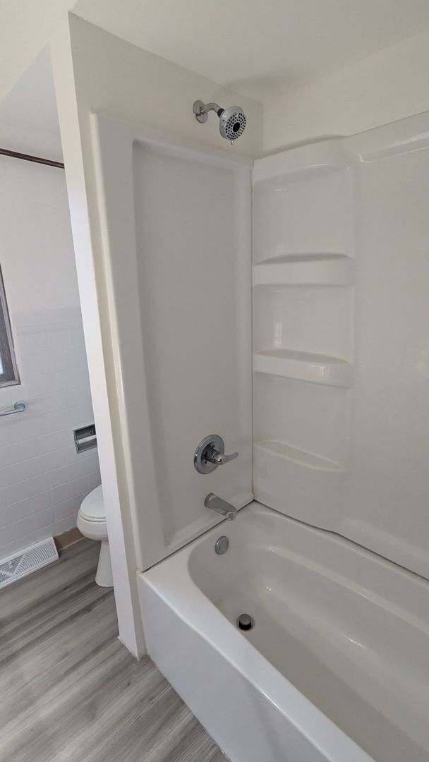 Building Photo - 3 bedroom, 1 bath home in Waterloo