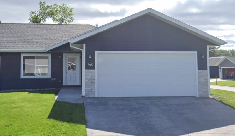 Building Photo - 4600 W Graceland Ct