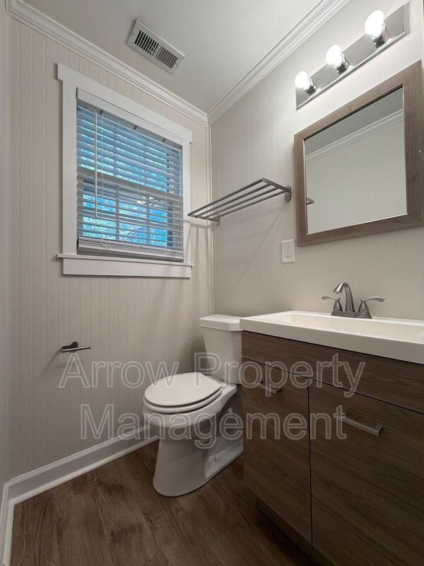 Building Photo - 1459 Plum St