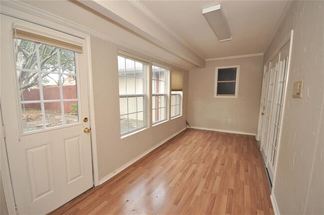 Building Photo - 1904 Papeete Dr