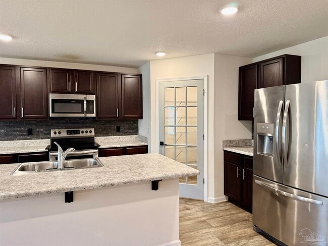 Building Photo - 6420 Churchill Cir