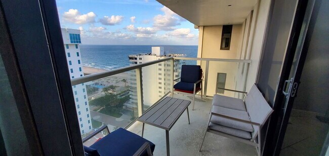 Building Photo - 1000 S Ocean Blvd