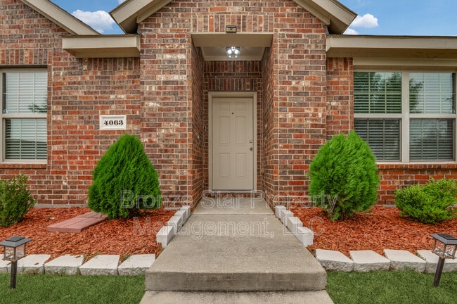 Building Photo - 4063 Passage Wy