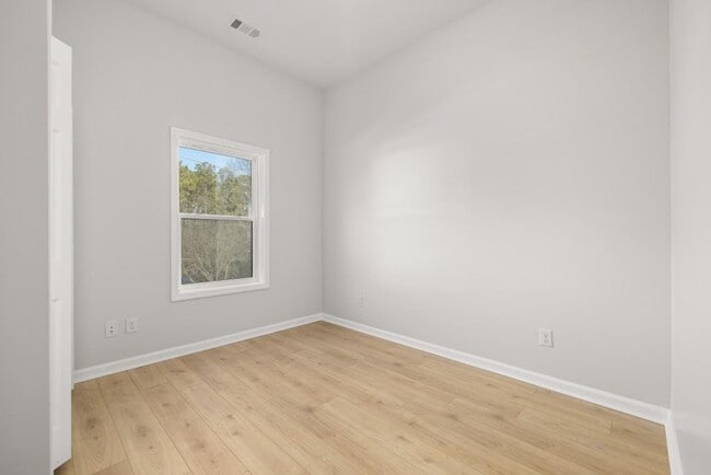 Building Photo - 4420 Ross Estates Ct SW