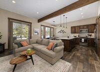 Building Photo - 65 Bluestem Ct