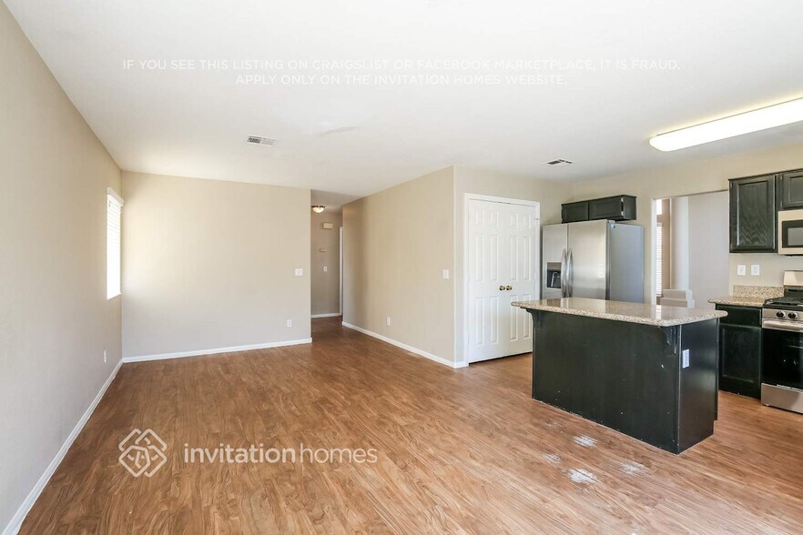 Building Photo - 7413 Sunspot Dr