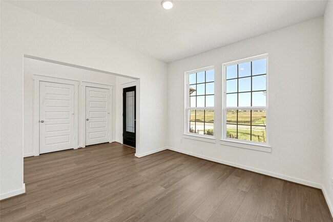 Building Photo - 4625 Peony Grn Dr