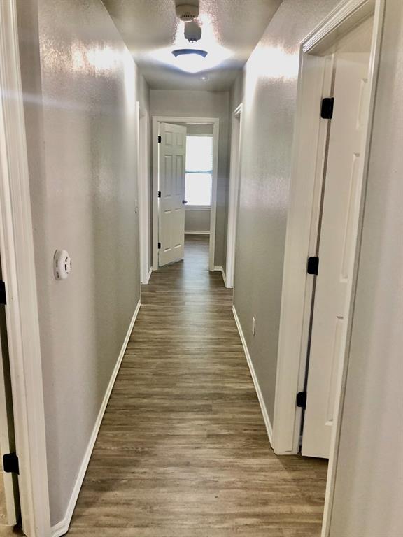 Building Photo - 233 Spring Creek Rd