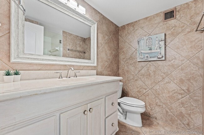 Building Photo - 2600 N Flagler Dr