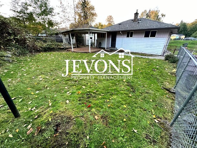 Building Photo - 50% Off First Month's Rent! Move-In Ready Gem in Seattle