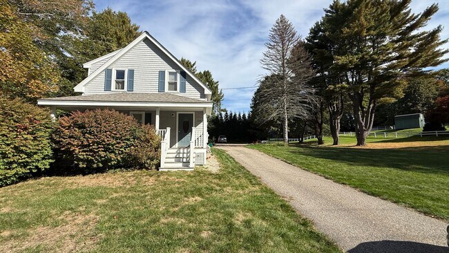 Building Photo - Conventional Style 3 BR Single Family Home...