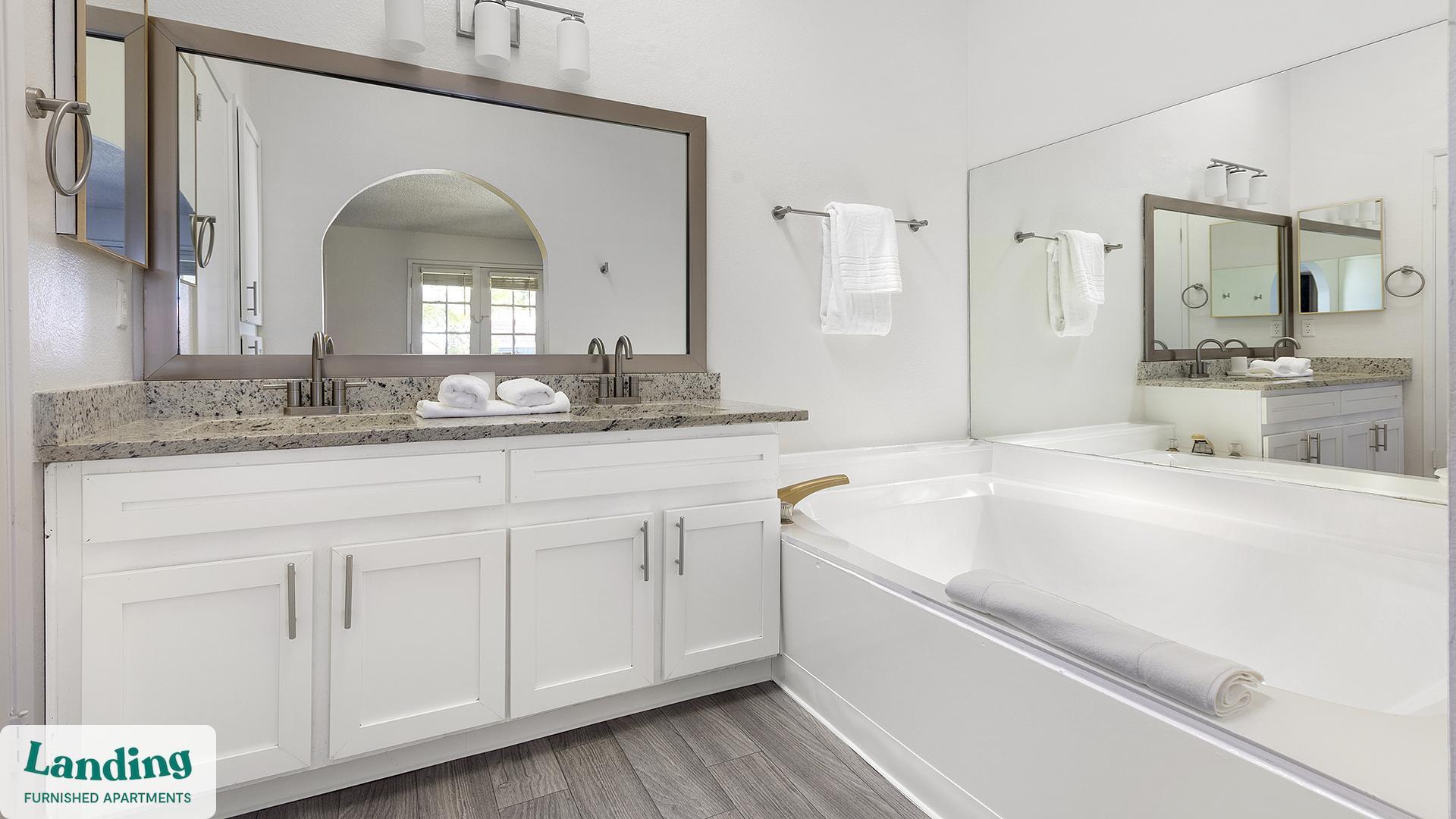 Building Photo - 5272 Tamarus St