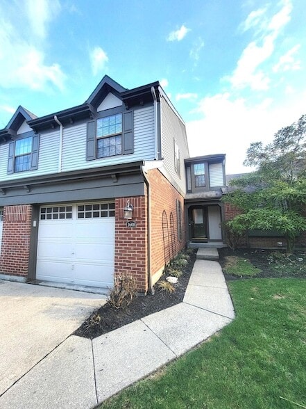 Building Photo - 1608 Shady Cove Ln