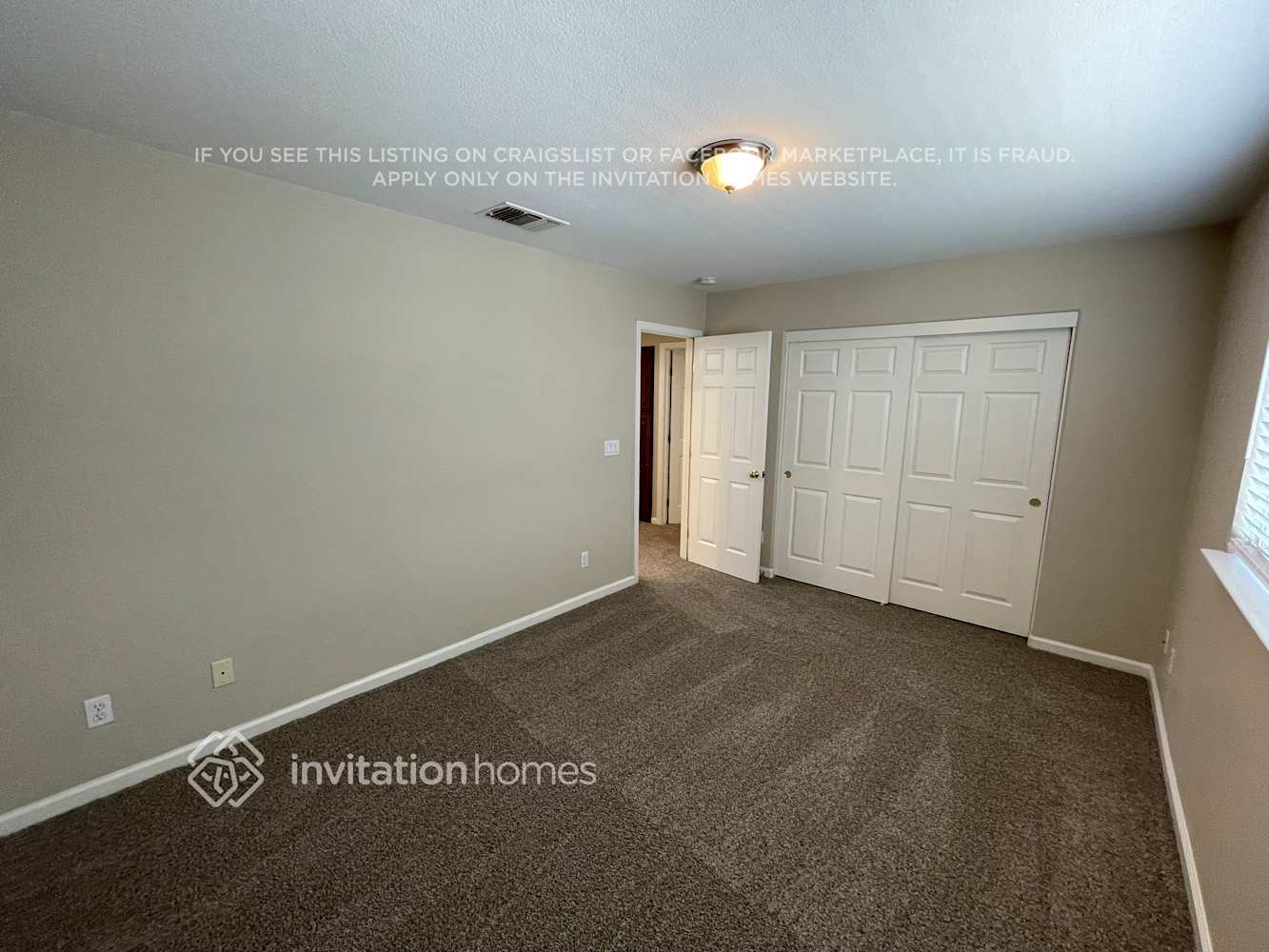 Building Photo - 116 Travertine Ave