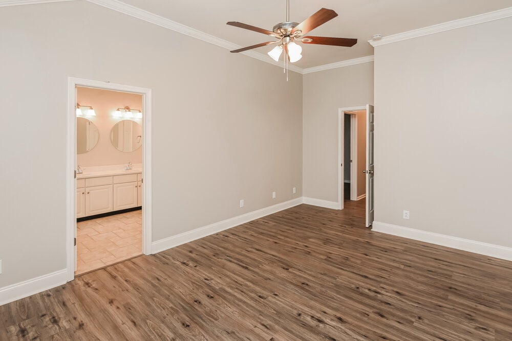 Building Photo - 3913 Leghorn Ct