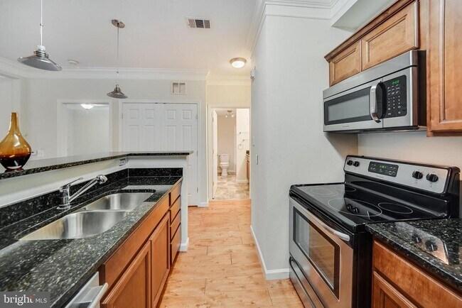 Building Photo - 1550 Spring Gate Dr.