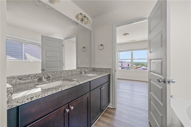 Building Photo - 631 Carlton Pointe Dr