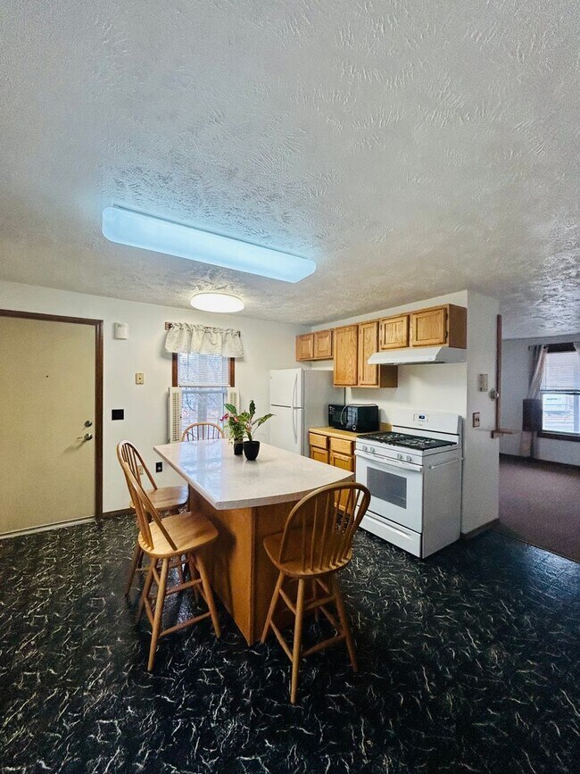 Building Photo - 175-177 Myrtle Ave