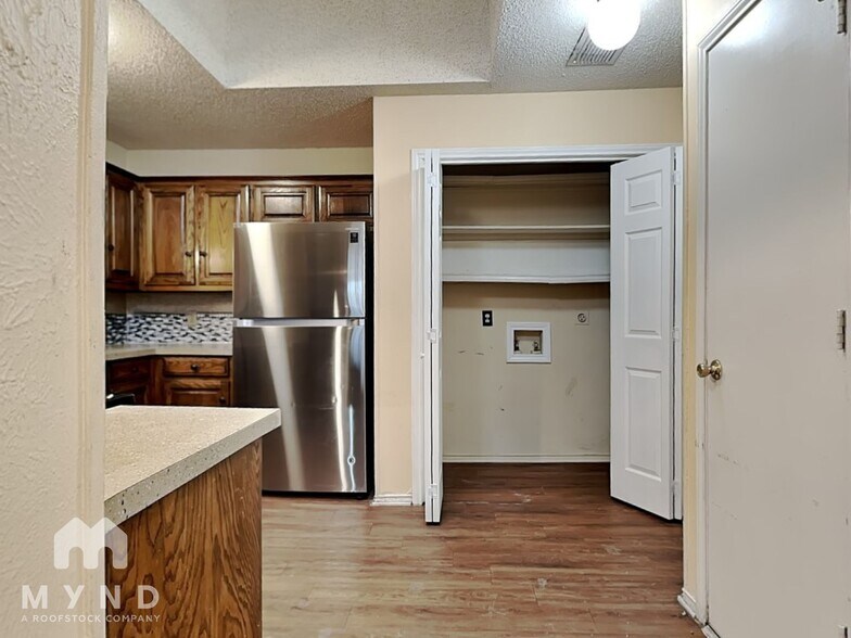 Building Photo - 11809 Garden Terrace Dr