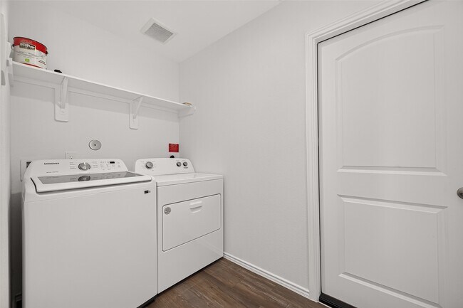 Building Photo - 24410 Oriole Summit Dr