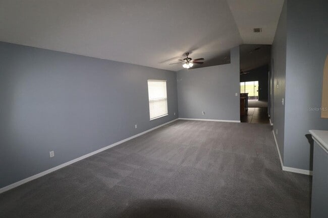 Building Photo - 324 Red Kite Dr