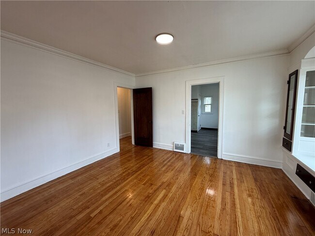 Building Photo - 4162 W 140th St
