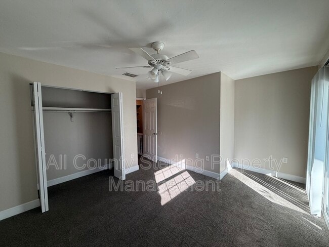 Building Photo - 1718 SW 69th Terrace