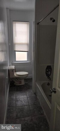 Building Photo - 1601 S LeCount St