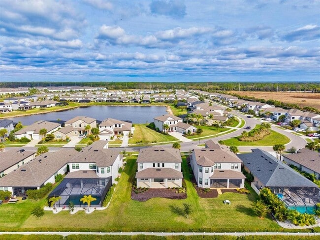 Building Photo - 9312 Tequila Sunrise Dr